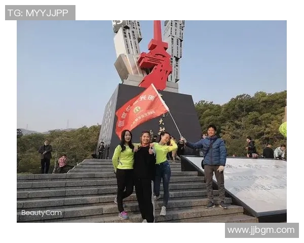 深圳羽毛球队展现卓越团队协作精神助力大满贯赛事成功 深圳羽毛球队展现卓越团队协作精神助力大满贯赛事成功